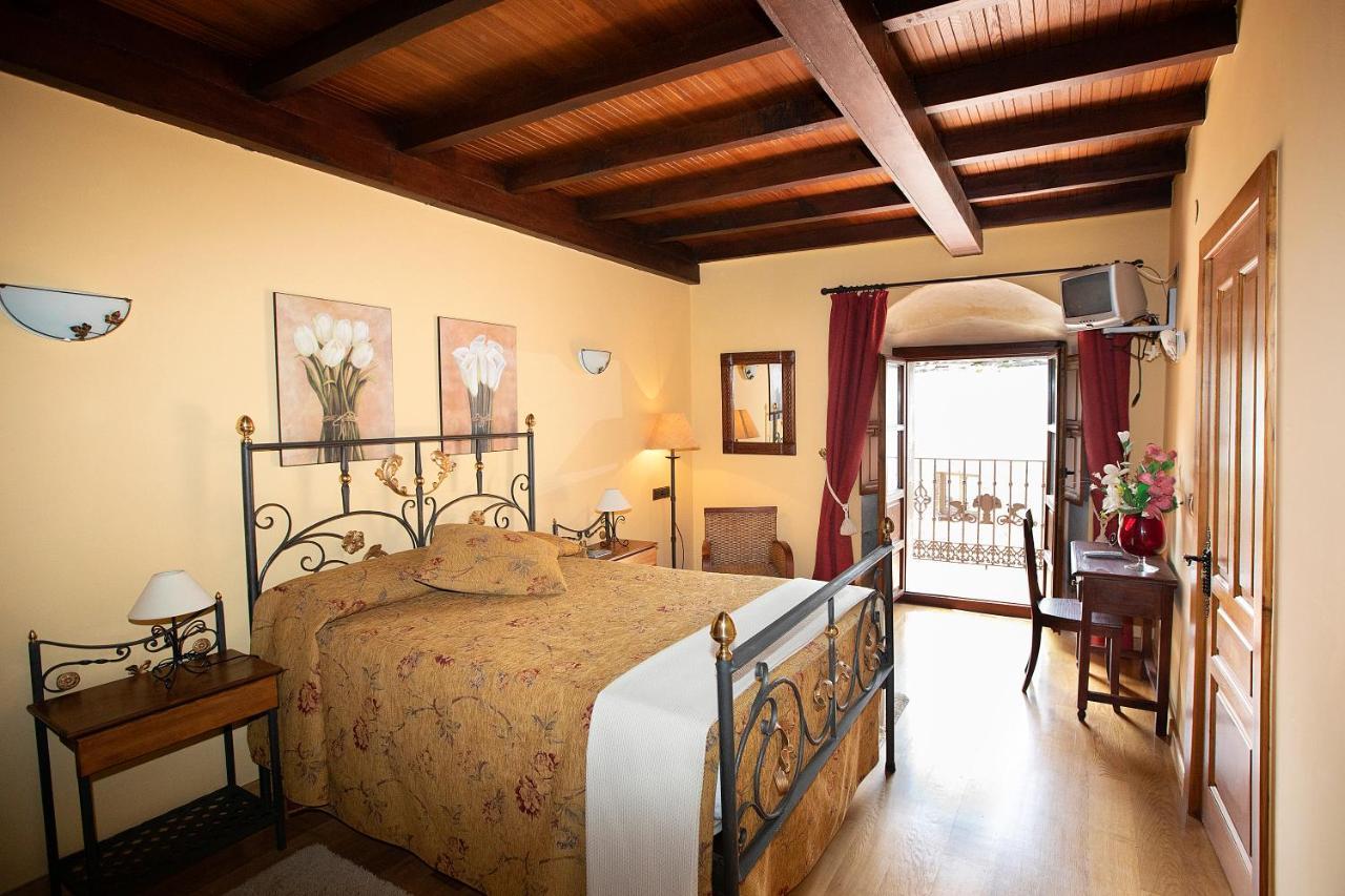 La Casona de Lombraña, en Polaciones  Exterior foto