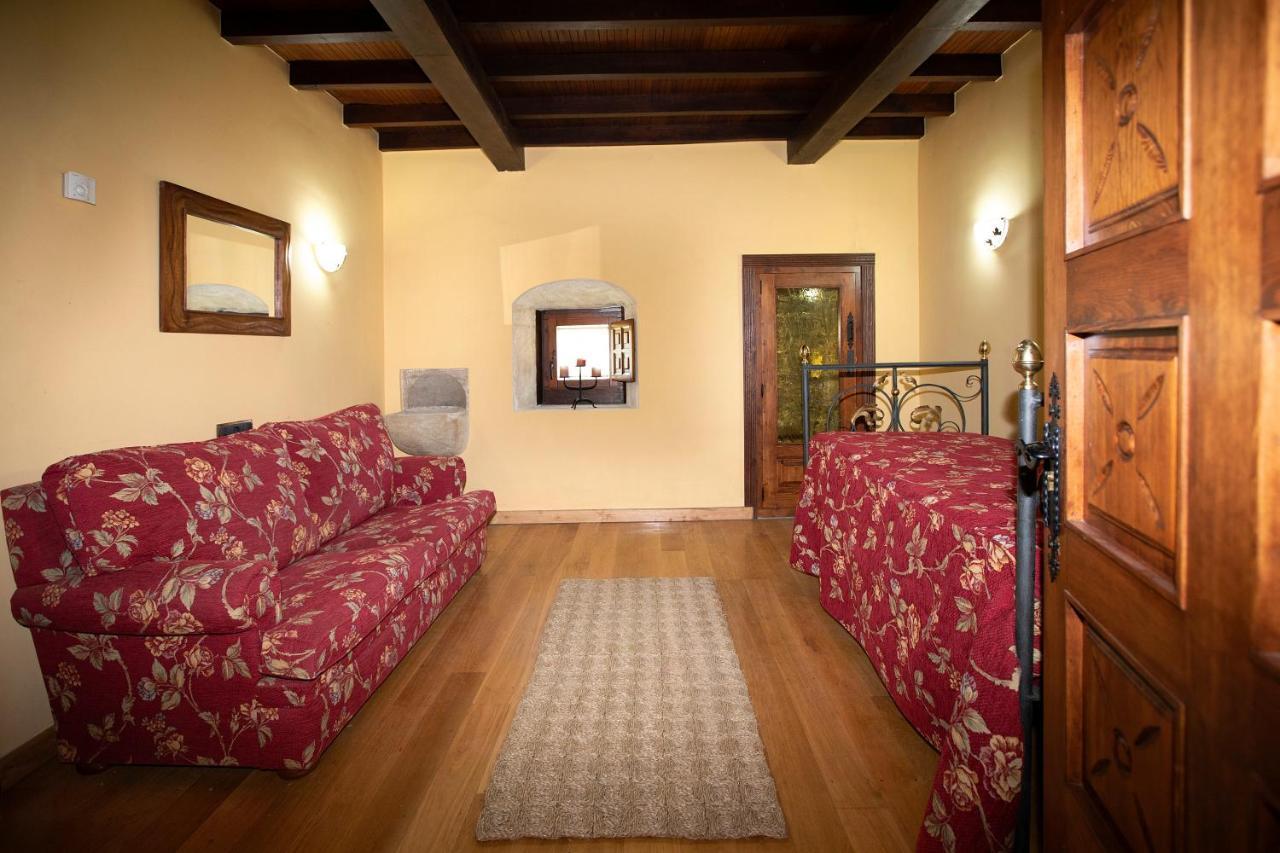 La Casona de Lombraña, en Polaciones  Exterior foto